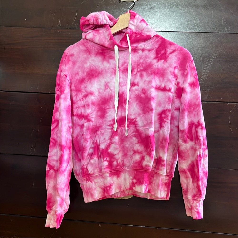 Gap women’s pink tie dye hoodie size XS- EUC